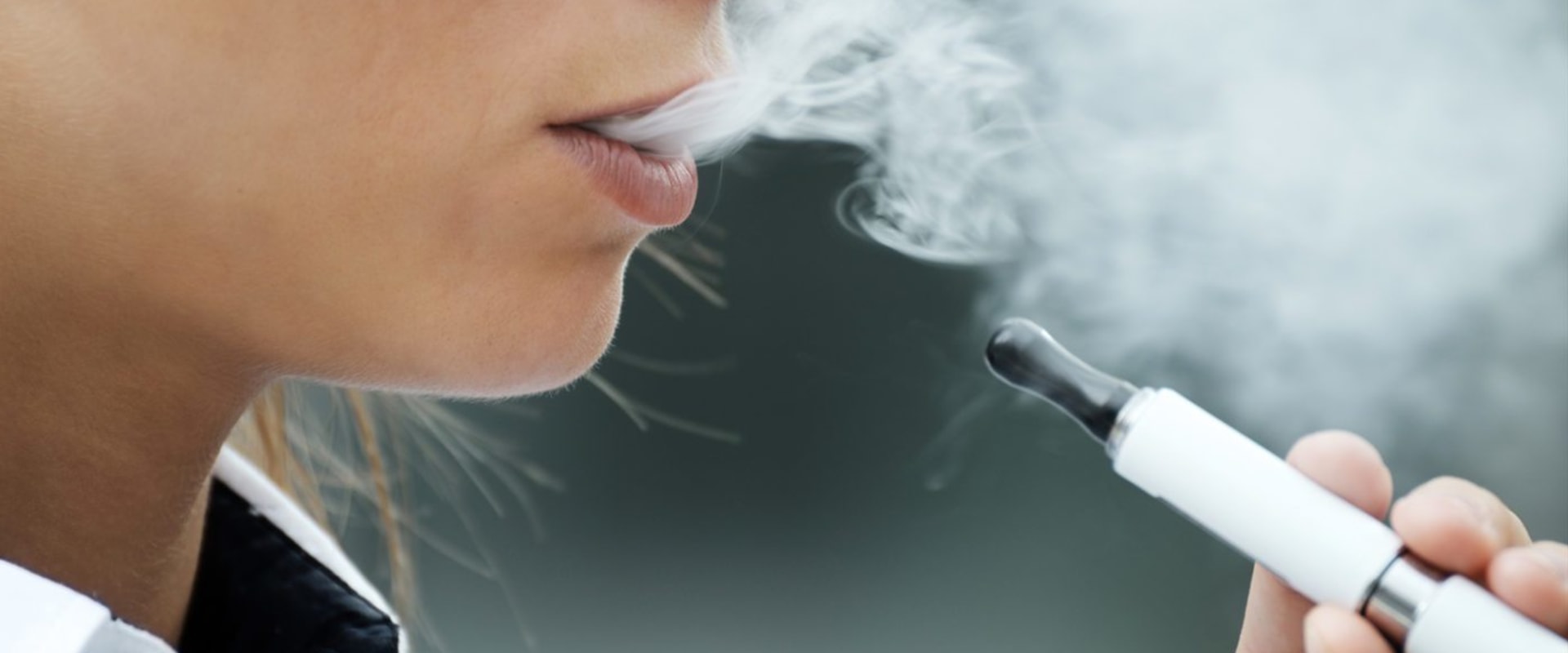 Do disposable vape pens produce smoke?